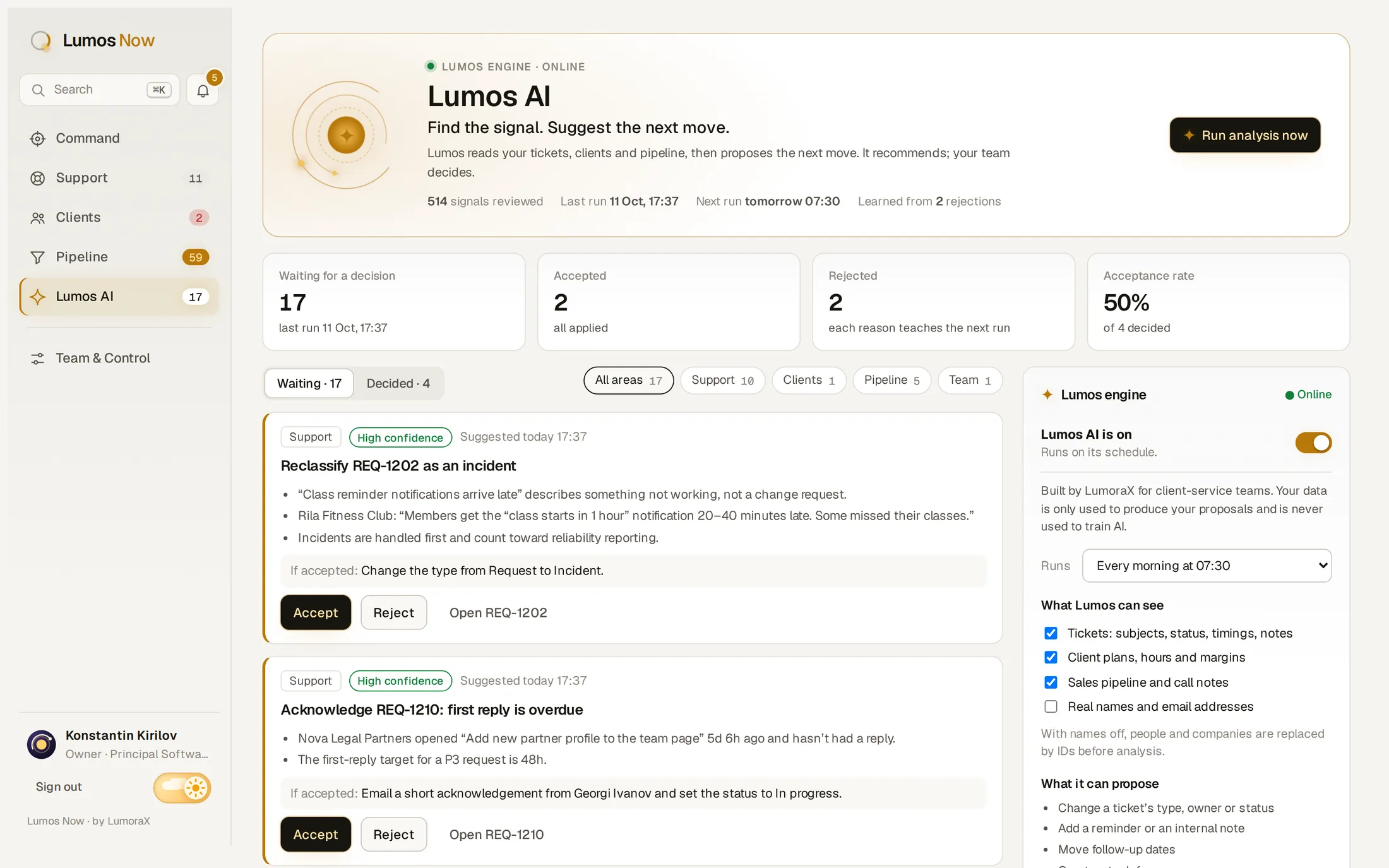 Предложения от Lumos AI, които чакат член на екипа да ги приеме или откаже